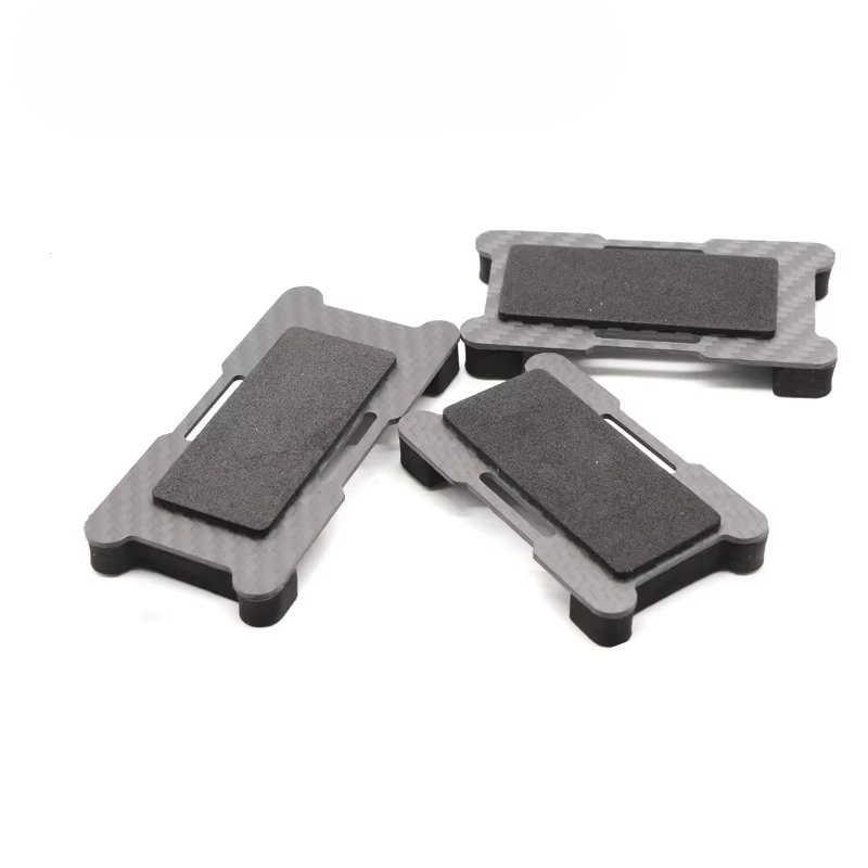 Drone Battery Plate - Podtynkowa płyta zabezpieczająca akumulator z włókna